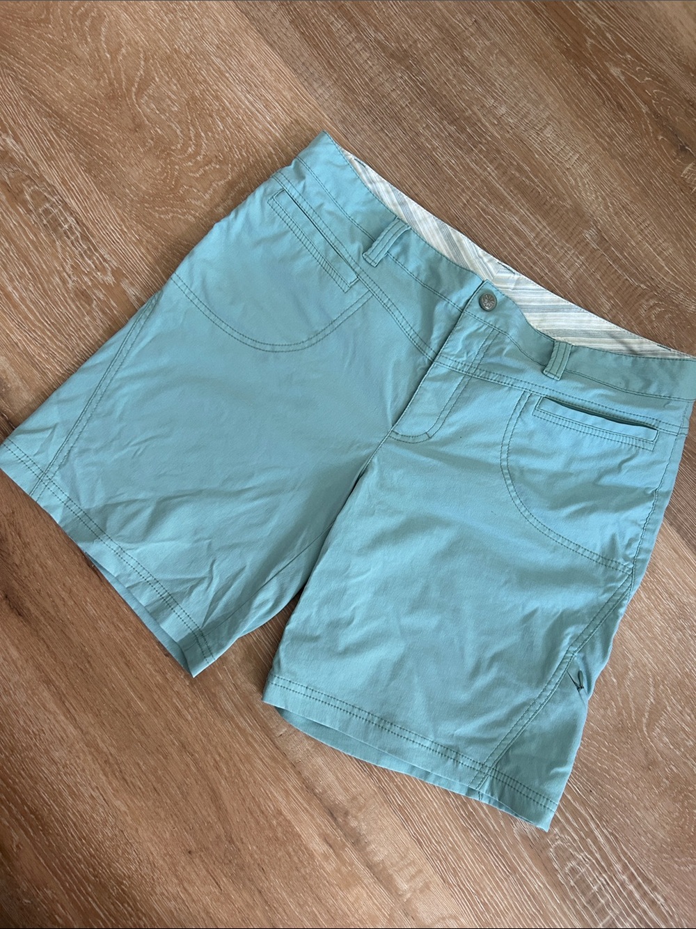 Athleta Teal Athletic Trail/Water Shorts size 14